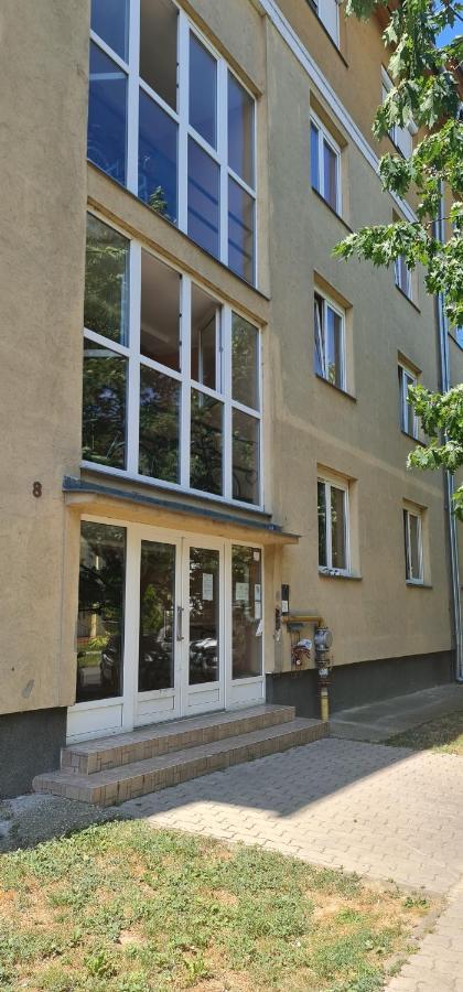 Ybs Apartman Apartment Zalaegerszeg Exterior foto